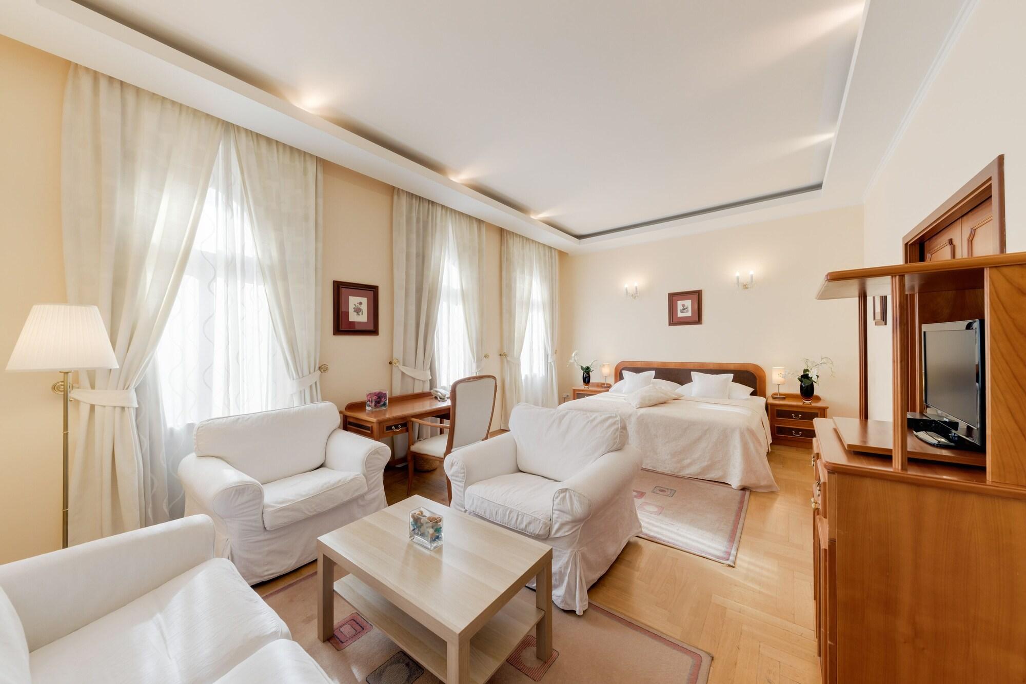 Louren Hotel Prague Luaran gambar