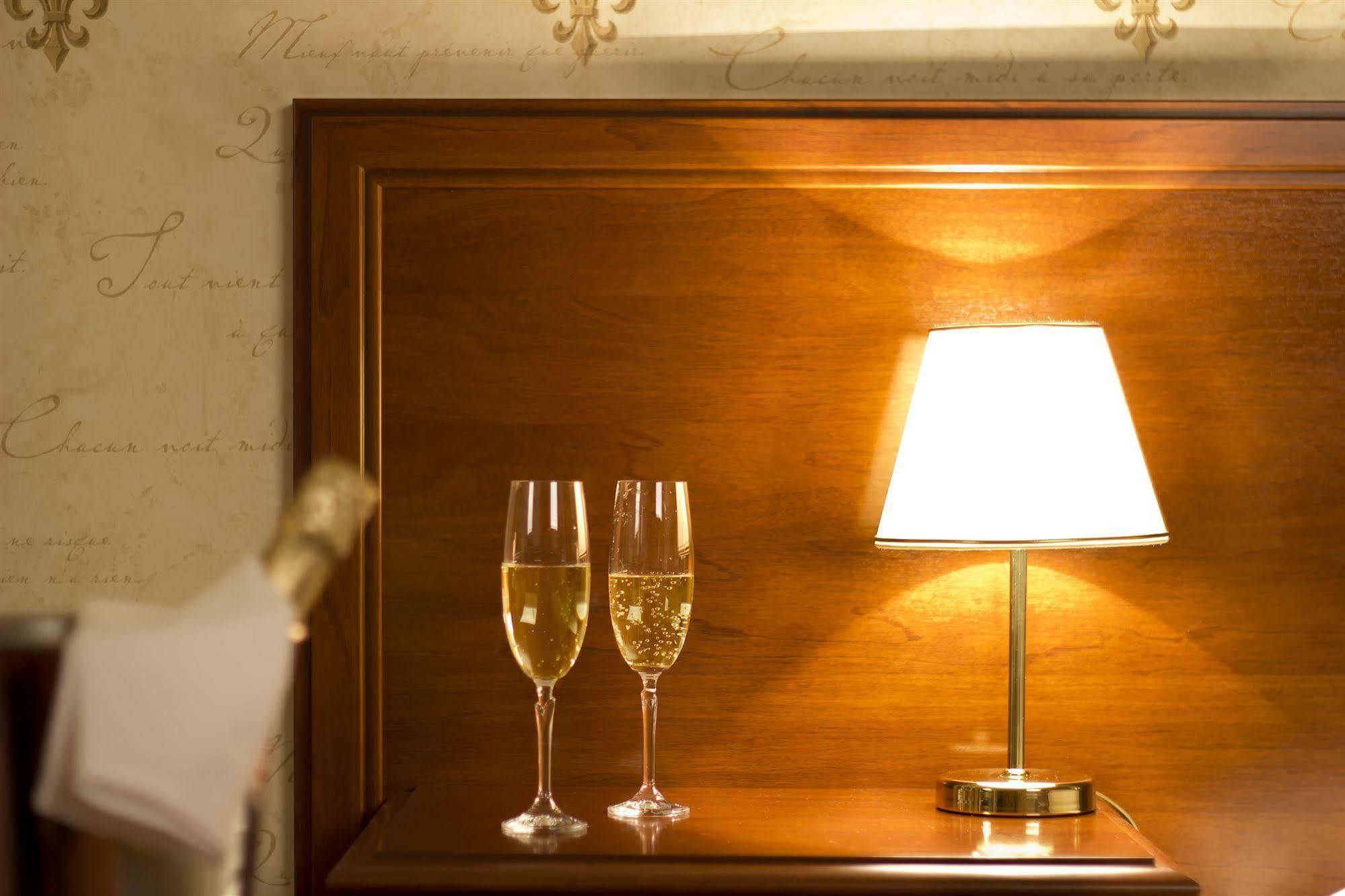 Louren Hotel Prague Luaran gambar
