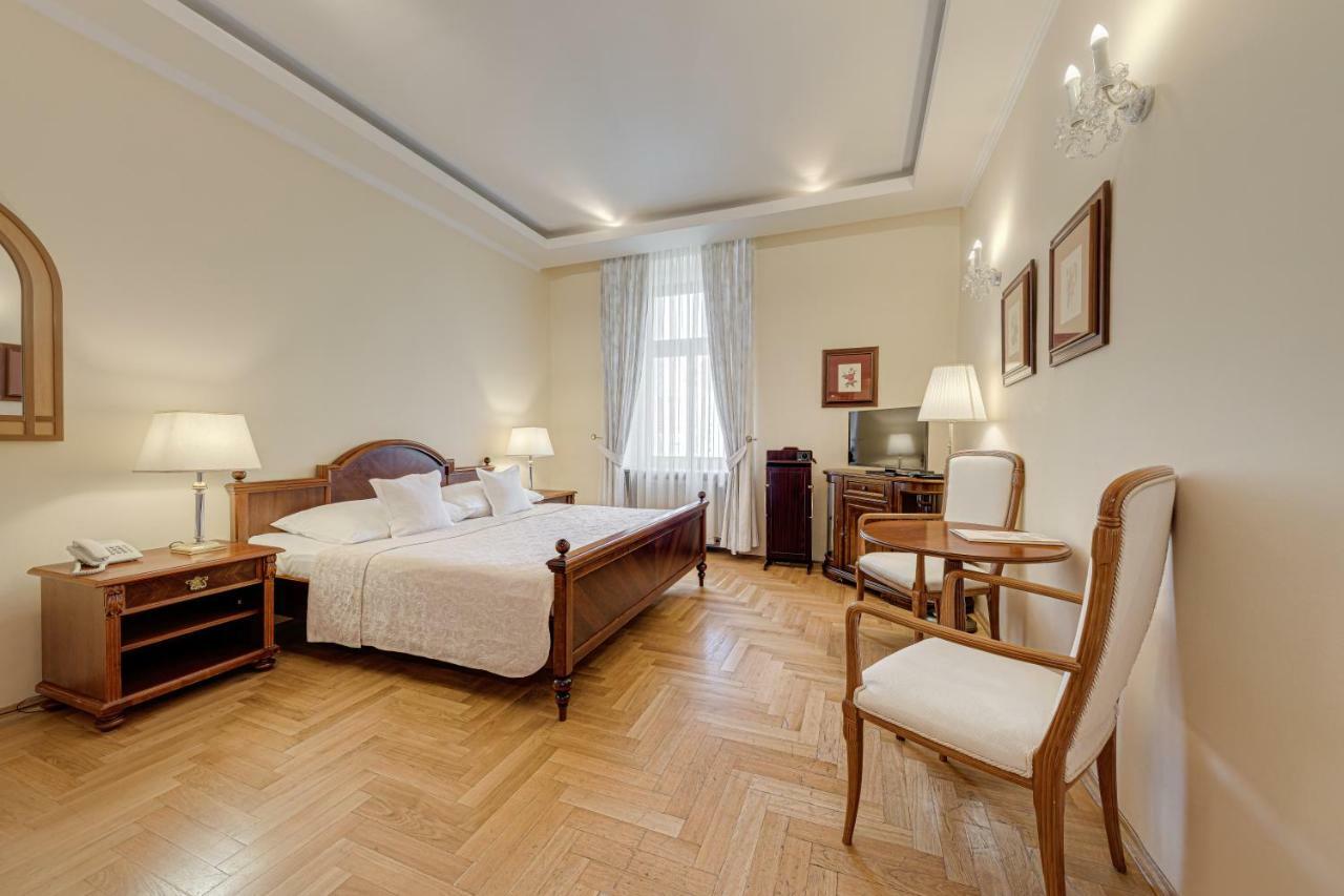 Louren Hotel Prague Luaran gambar