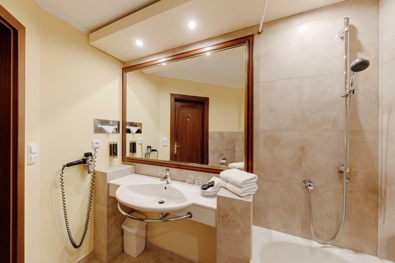 Louren Hotel Prague Luaran gambar