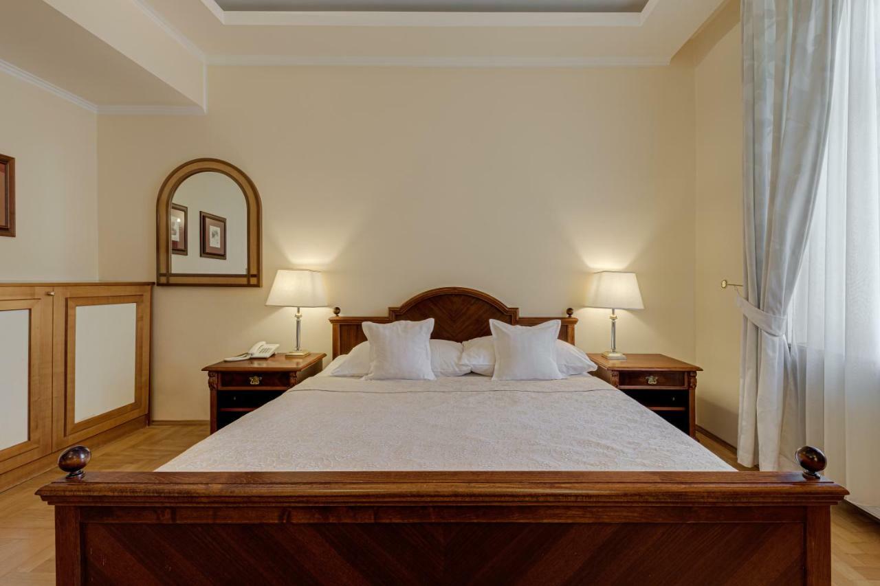 Louren Hotel Prague Luaran gambar